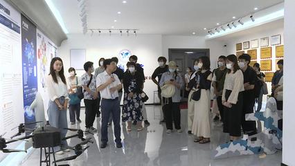 “國際友城青年領袖對話江西”活動走進九江市 共話會議會展服務新篇章